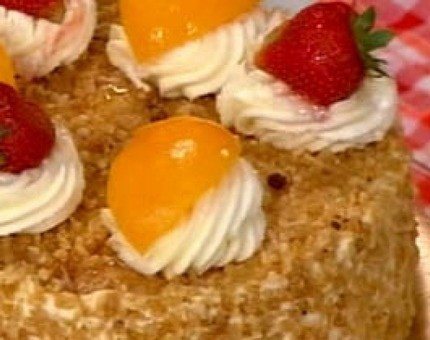 Torta de Duraznos & Praliné Artesanal 🍑✨/ עוגת אפרסקים ופרלינה פיצוחים - Imagen 2