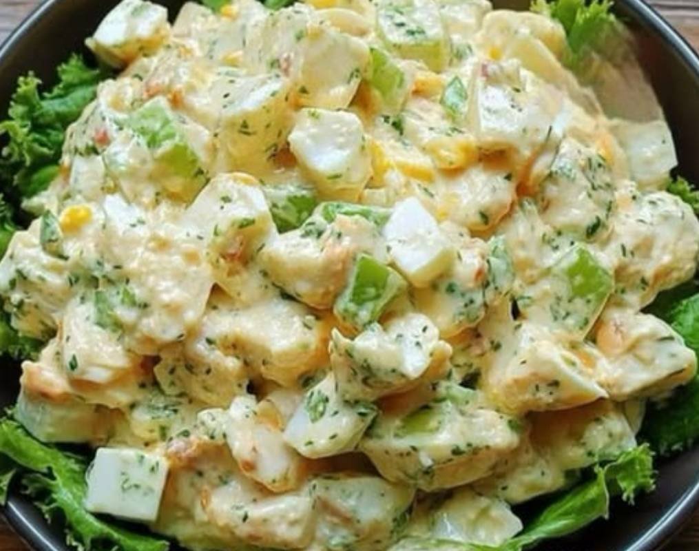 Ensalada Papas y Huevos / סלט תפוחי אדמה וביצים עם אפונה - Imagen 4